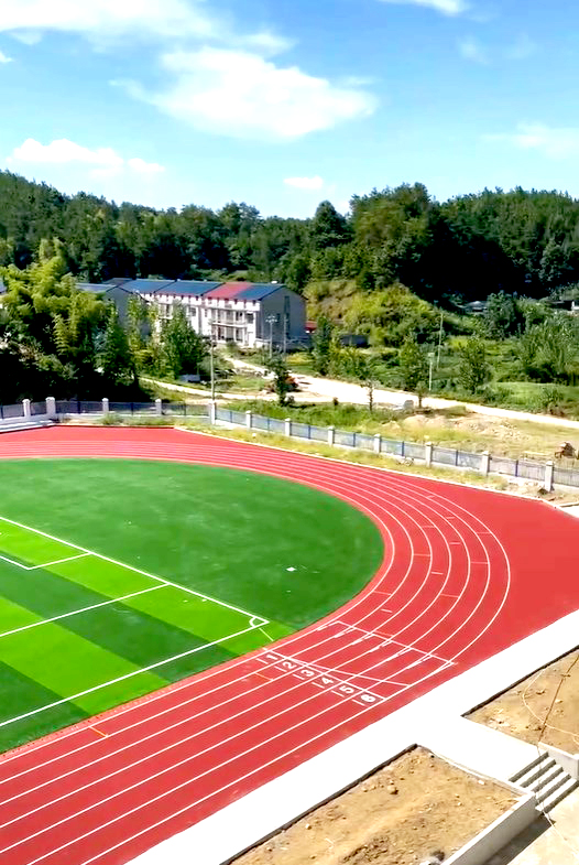 �����Ƹ�Ӣɽ��ʱ������ѧУ